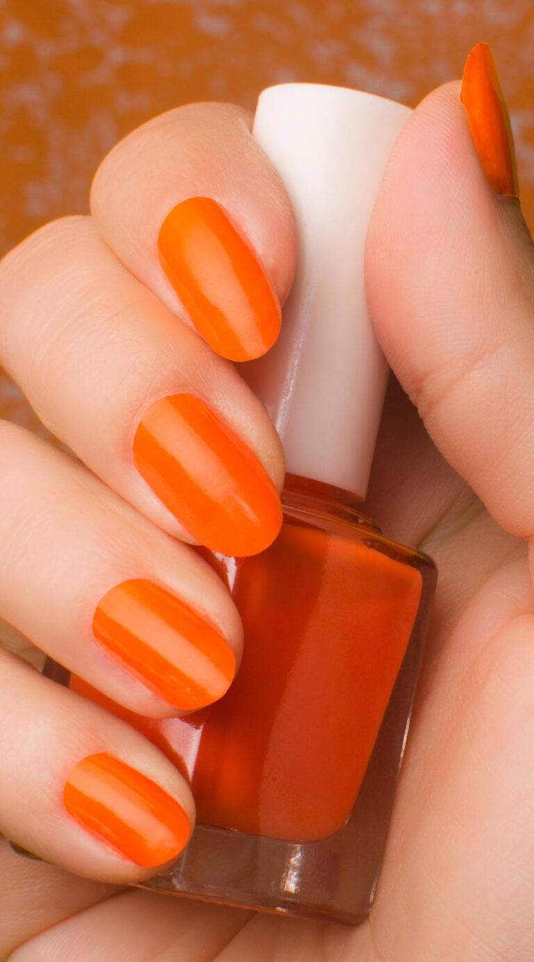 Pretty Orange Fall Nails
