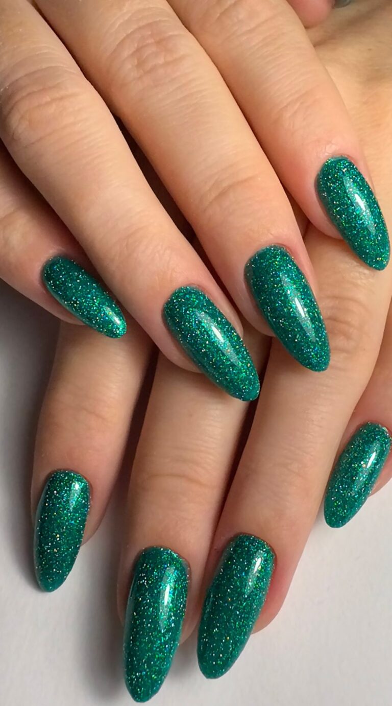 Gorgeous Green Nails Inspo